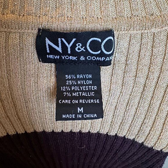 ❌SOLD❌ NY&CO Cool Metallic Striped Turtleneck Sweater - Size Medium - Picture 9 of 9